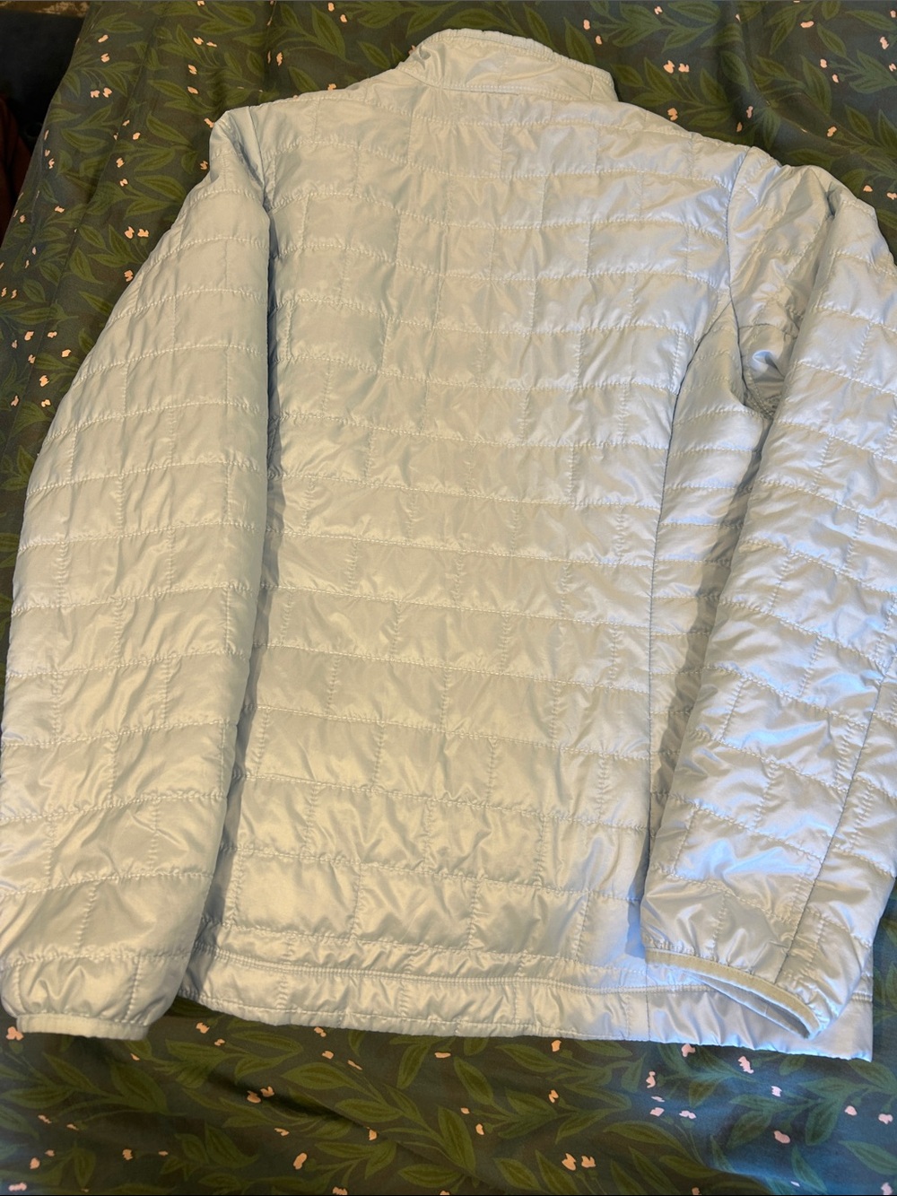 Women’s Patagonia nano puff jacket size large - Picture 3 of 3